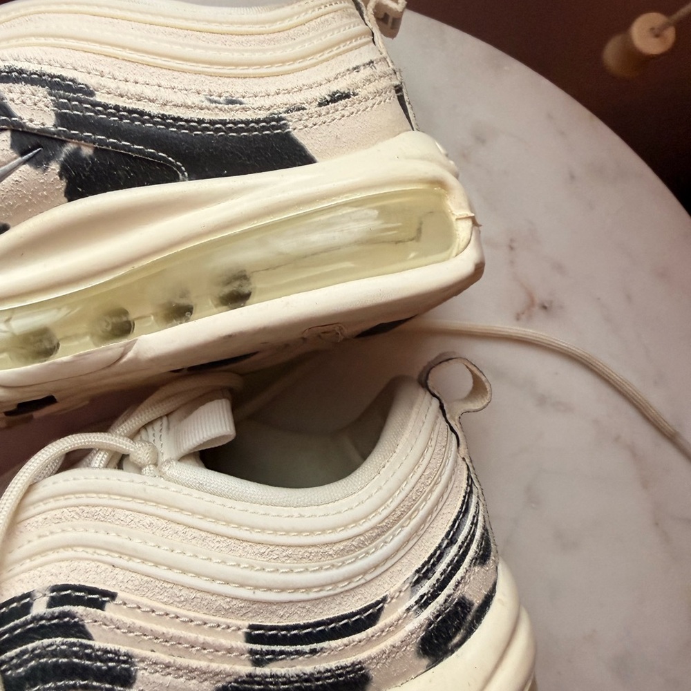 NIKE women’s Air Max 97 cow print sneakers size 7 - Picture 12 of 16